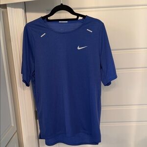 Nike Men's running Short Sleeve Blue Tee